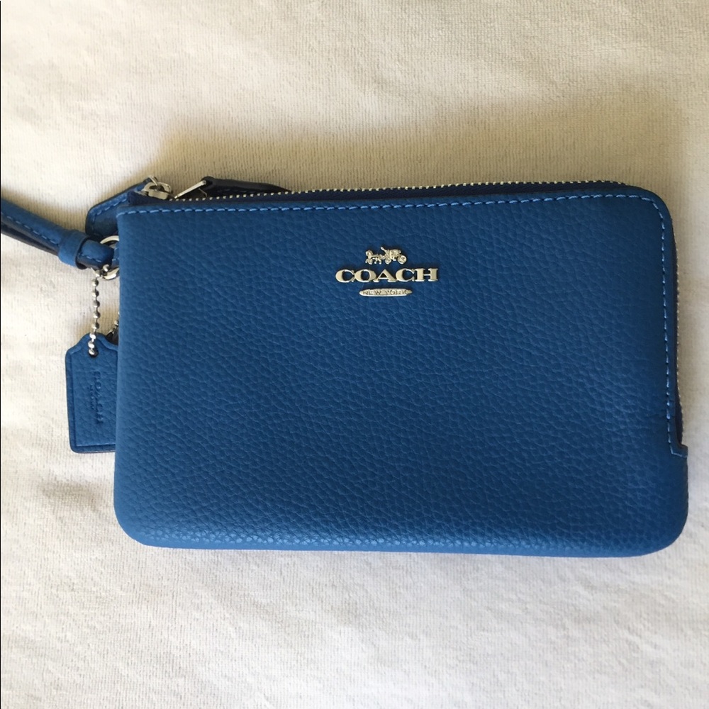 Authentic Coach Wristlet